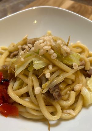 包丁いらず☆めんつゆ使用でズボラ焼きうどん-レシピのメイン写真