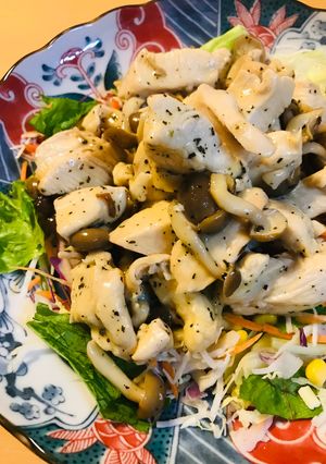 サラダ盛り●鶏肉とキノコのバジル炒め-レシピのメイン写真
