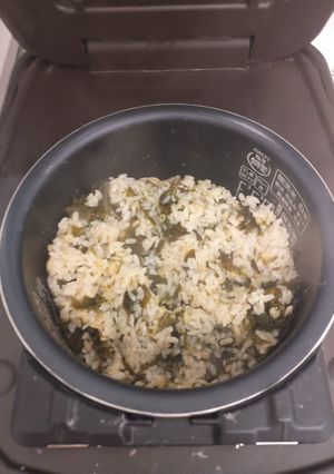 わかめともち麦の炊き込みごはん-レシピのメイン写真