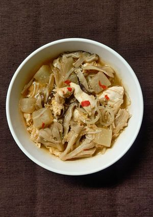鶏ささみと 大根 舞茸 もやしの ピリ辛中華煮♪-レシピのメイン写真