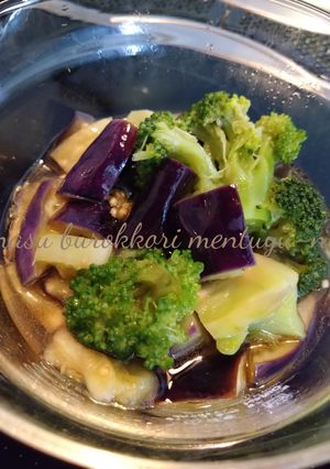 レンジで♪ナスとブロッコリーの麺つゆ煮-レシピのメイン写真