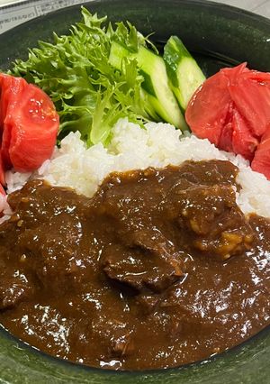 ワインで煮こむわが家の定番ビーフカレー-レシピのメイン写真