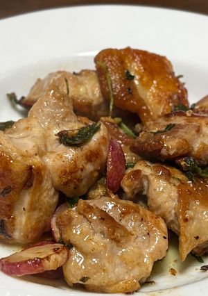 ラディッシュと鶏肉のオリーブオイル炒め-レシピのメイン写真