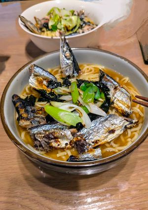 秋刀魚のスターゲイジーラーメン-レシピのメイン写真
