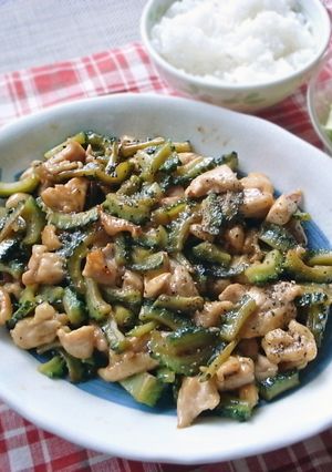 ご飯のお供!ゴーヤと鶏肉の甘辛佃煮-レシピのメイン写真