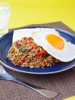 豆腐と食べる!もやし入りガパオ炒め-レシピのメイン写真