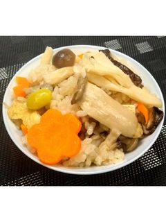 銀杏ときのこの炊き込みご飯★動画あり★-レシピのメイン写真