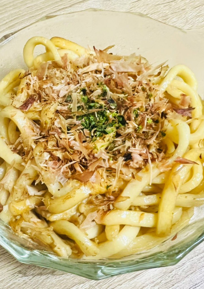 【ちいかわ】バター醤油の焼きうどん-レシピのメイン写真