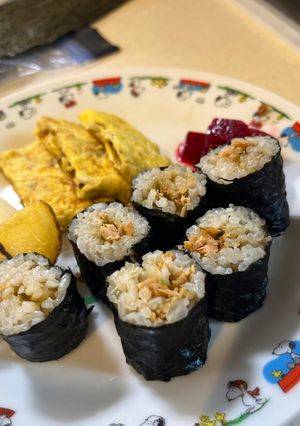 幼児ご飯☆ラップと海苔でなんでも細巻き！-レシピのメイン写真