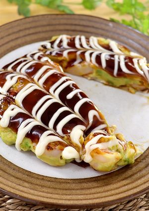 ぷりぷり♡海老とアボカドのお好み焼き-レシピのメイン写真