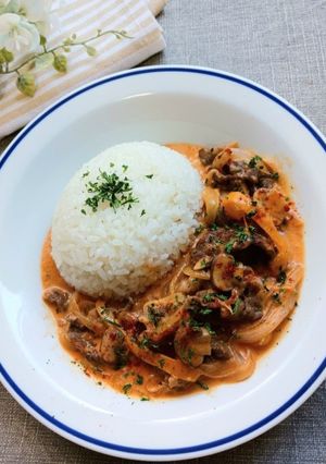 三ツ星級ビーフストロガノフ濃厚クリーム-レシピのメイン写真
