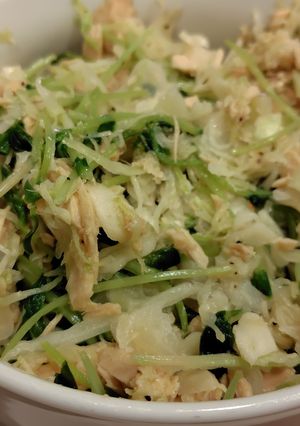 【副菜】豆苗とツナ缶でガーリック炒め-レシピのメイン写真