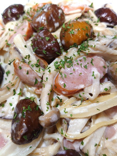 激うま♬三種のきのこと甘栗クリームパスタ-レシピのメイン写真