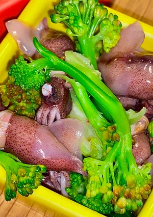 ブロッコリーとほたるいかの辛子酢味噌-レシピのメイン写真