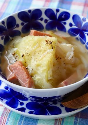 甘とろキャベツとランチョンミートのスープ-レシピのメイン写真