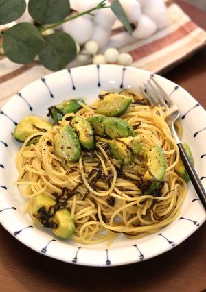 簡単！和風なアボカドのパスタ-レシピのメイン写真