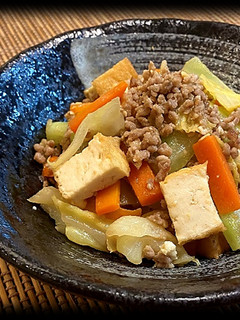 キャベツと厚揚げの味噌炒め(透析食)-レシピのメイン写真