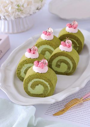 桜香る抹茶ロールケーキ by moe's cafe 【クックパッド】 簡単おいしい