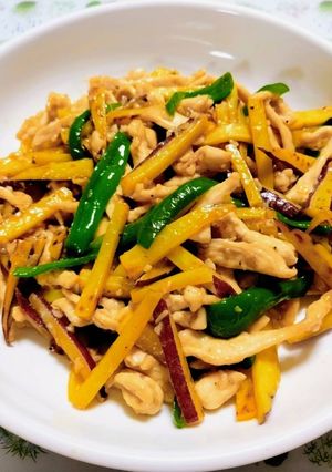 節約簡単夕飯！さつま芋と鶏胸肉の青椒肉絲中華弁当-レシピのメイン写真