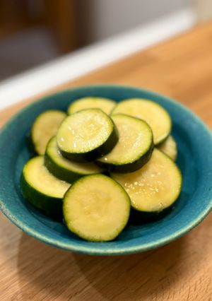夏にさっぱり！ズッキーニのわさび漬け🥒-レシピのメイン写真