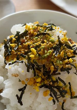 ふりかけごはん(たまご味)-レシピのメイン写真