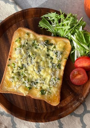 ゆずみそで、味噌マヨしらすトースト-レシピのメイン写真