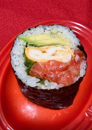 サーモンとアボカドの海苔巻き♪-レシピのメイン写真