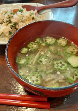 夏のオクラとみょうがのネバネバ味噌汁-レシピのメイン写真