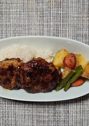 ヨウサマの減塩おやじのハンバーグ-レシピのメイン写真
