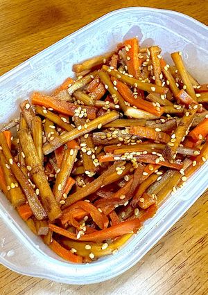パリポリ食感♪調味料黄金比！甘めのきんぴらごぼう-レシピのメイン写真