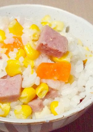 スパムとコーンの炊きこみチャーハン♪-レシピのメイン写真