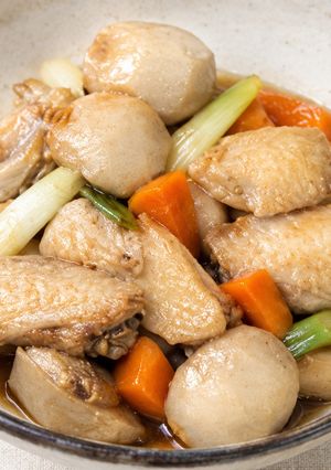 里芋と鶏手羽のうま煮-レシピのメイン写真