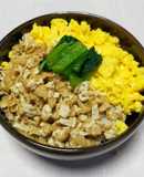 給料日前に！油揚げの肉なしそぼろ丼