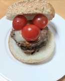 トナカイの鼻のミニチーズバーガー