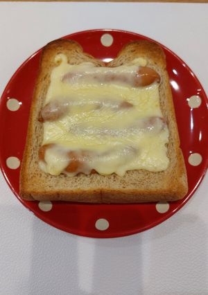 忙しい朝に🌞ウインナーパン-レシピのメイン写真
