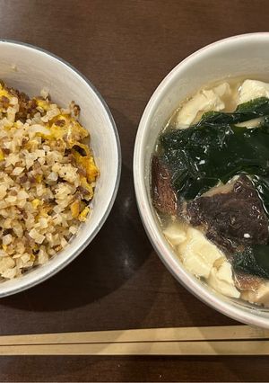 低糖質!カリフラワーライスの炒飯/写真左-レシピのメイン写真