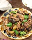 甘辛とろ旨♪ご飯泥棒【豚こまなす炒め】