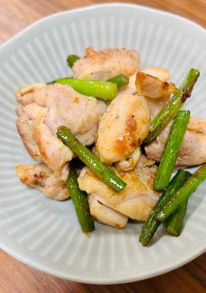 鶏肉とにんにくの芽の旨だし炒め-レシピのメイン写真