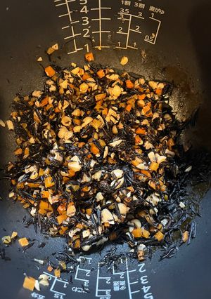 【離乳食後期〜】炊飯器でひじき煮-レシピのメイン写真