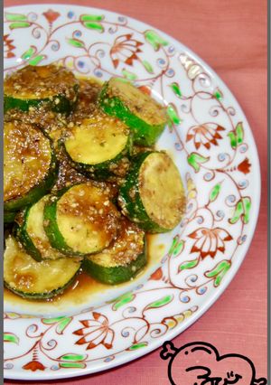 大量消費！ズッキーニのうまいうまい焼き-レシピのメイン写真