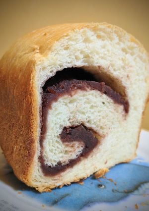 ホームベーカリであん食パン-レシピのメイン写真