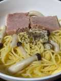 しめじとスパムのクリームパスタ