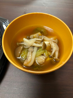 簡単☆レタスとしめじのスープ-レシピのメイン写真