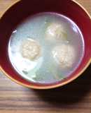 ヨウサマの減塩鶏三和つくね春雨スープ