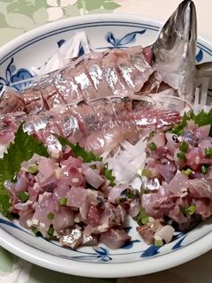 アジの刺身とたたきを作る-レシピのメイン写真