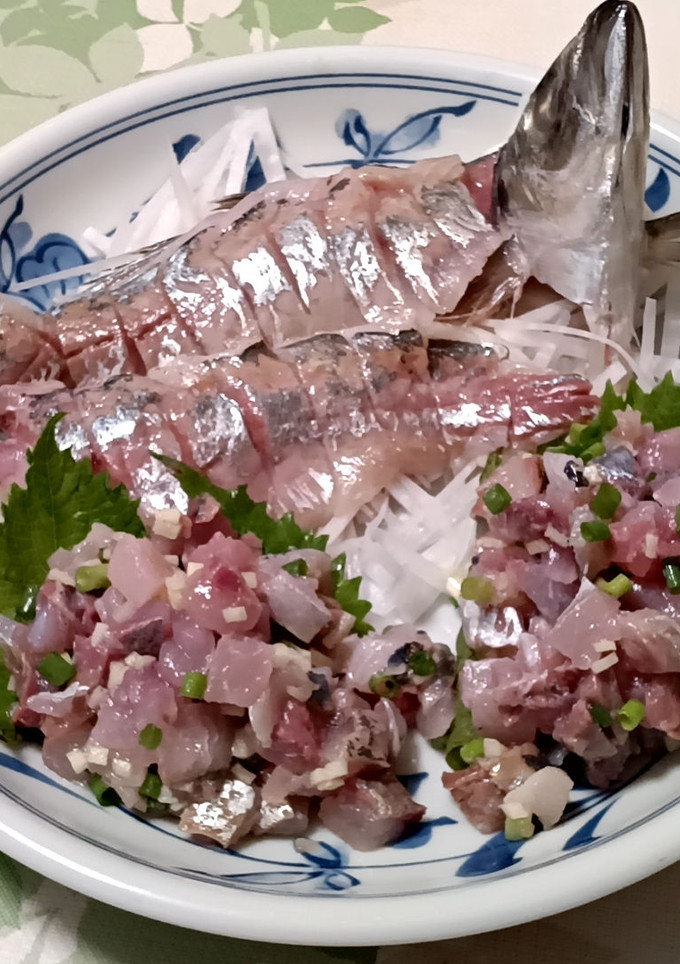 アジの刺身とたたきを作る-レシピのメイン写真