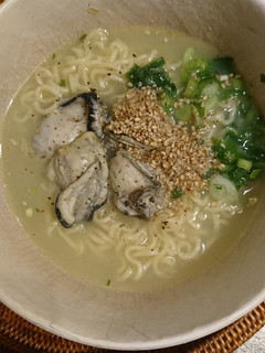 カキ・サッポロ一番塩ラーメン-レシピのメイン写真