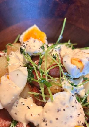 豆苗とジャガイモのデリ風ホットサラダ-レシピのメイン写真