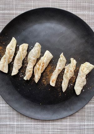 餃子の皮でカリッと簡単お菓子-レシピのメイン写真