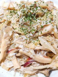 ♬シラス&きのこ&林檎のクリームパスタ♬-レシピのメイン写真